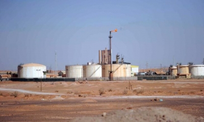 الجزائر تجدد عزمها خفض إنتاج النفط 20 ألف برميل في أوت