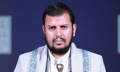 زعيم الحوثيين في اليمن يتوعد بمنع مرور السفن من مسارات شحن أخرى