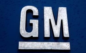 شركة “General Motors” تواجه  استمرار إضراب عمالها  بتسريح المزيد منهم