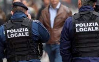 الشرطة الايطالية تعتقل ثلاثة مهربين تونسيين بتهمة الاتجار بالبشر