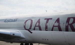 طائرة قطرية تصل إيران لنقل السجناء الأمريكيين الخمسة