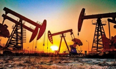 النفط يتكبد أكبر خسائر أسبوعية منذ مارس.. برنت يهبط 11%