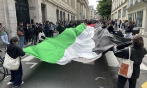 على خلفية الحرب على غزة، أزمة سياسية تندلع في فرنسا في مواجهة الدعم الطلابي والسياسي للفلسطينيين