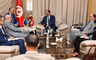 وزير الداخلية يبحث ملف الهجرة غير النظامية مع رئيس بعثة الإتحاد الأوروبي بتونس