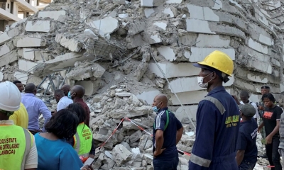 سبعة قتلى في انهيار مبنى بمخيم للنازحين في نيجيريا