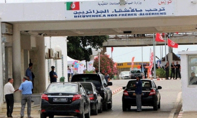 السماح للتونسيين العالقين بالحدود الجزائرية بالمرور إلى تونس