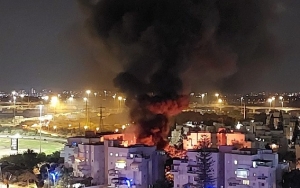 حماس&quot; تعلن توجيه ضربة بـ150 صاروخا تجاه تل أبيب