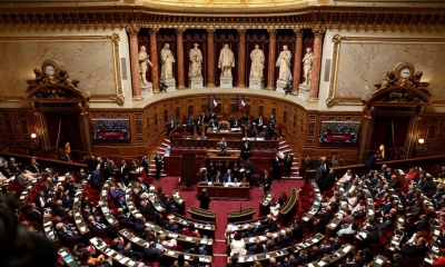 البرلمان الفرنسي يقر قانون الهجرة بشروط جديدة تثير الجدل