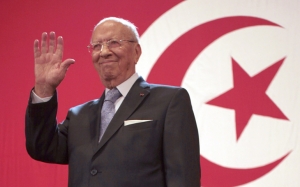 نداء تونس: من التجميع هل يختار الباجي قائد السبسي التجمع؟