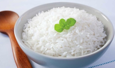 سعار الأرز تهوي مع سعي ماليزيا لخفض وارداتها
