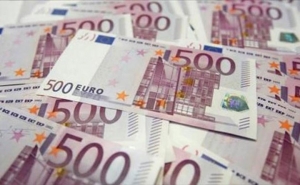اليورو بثلاثة دنانير ..منذ الثلاثاء الماضي