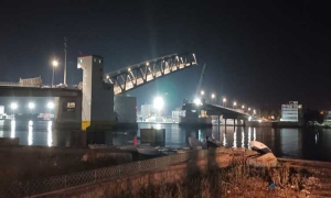 تواصل اشغال مشروع تجديد المنظومة الكهرميكانيكية للجسر المتحرك ببنزرت