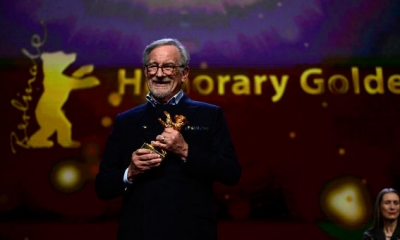 المخرج ستيفن سبيلبرغ يكرّم بجائزة الدب الذهبي لانجاز العمر