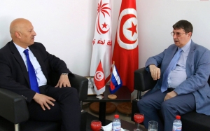 في لقاء رضا بلحاج و سفير روسيا بتونس : استعداد لدعم تونس