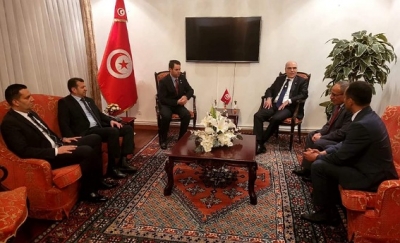 وزير الخارجية يشرف على جلسة عمل مع أعضاء سفارة تونس بأنقرة