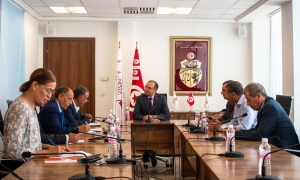 جلسة عمل بين هيئة الانتخابات والاتحاد التونسي للصناعة والتجارة والصناعات التقليدية