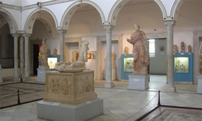 الجزائر قطع اثرية تاريخية في متحف باردو تؤكد ان شمال افريقيا مهد البشرية
