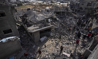 شهداء ومصابون باستهداف إسرائيل لمنازل في غزة ورفح