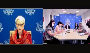 ويندي شيرمان نائبة وزير الخارجية الأمريكي في لقاء صحفي: نحن نفعل كل ما بوسعنا لدعم تونس في مباحثاتها مع صندوق النقد الدولي حتى تتواصل المجهودات لبناء ديمقراطيتها الحيّة