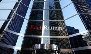 «فيتش رايتنغ»: معدل القروض المتعثرة بلغ 11.7 % واستمرارا التّرفيع في أسعار الفائدة يعزز أرباح البنوك 