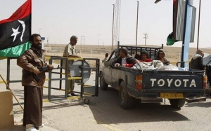 رغم فتح المعابر الحدوديّة، السلطات الليبية تمنع تونسيين من دخول أراضيها