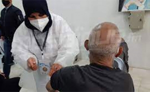 سجلت 1700 حالة إصابة منذ انطلاق انتشار فيروس كورونا في تونس: إجراء 500 تلقيح في السجن المدني بالمرناقية