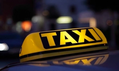 نابل فتاة الـ 15 سنة تعتدي بالعنف الشديد على سائق تاكسي