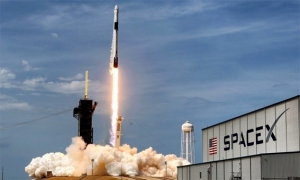 وزارة العدل الأمريكية، تقاضي شركة الأقمار الصناعية SpaceX بسبب اللاجئين