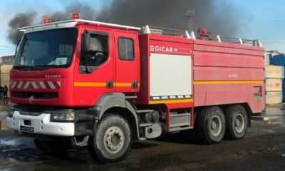 تسخير 4 شاحنات اطفاء لاطفاء حريق كبير نشب بالساحة الخارجية لمصنع لتعليب التمور ببازمة