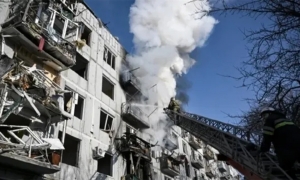 أوكرانيا: صاروخ روسي يصيب منشأة خاصة في وسط البلاد