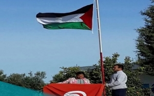 وزارة التربية تدعو لرفع العلم الفلسطيني مع العلم التونسي