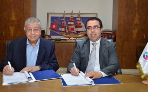 إمضاء اتفاقية شراكة بين اتصالات تونس ومجمع المشروبات والمقاهي