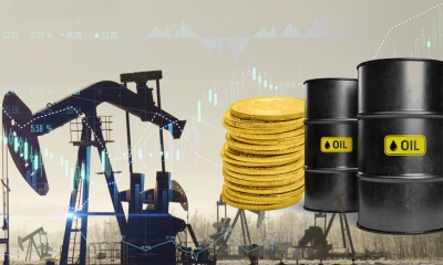 النفط يتراجع بفعل عوامل اقتصادية غير مواتية تضغط على الطلب