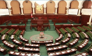 تمديد التدابير الاستثنائية إلى إشعار آخر: حسم مصير البرلمان بالتجميد الدائم 