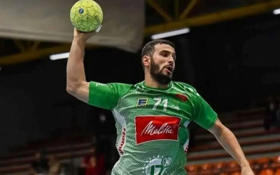 محمد أمين دمرول يقترب من بطل رابطة الأبطال في كرة اليد