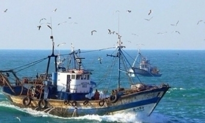 لليوم الخامس : احتجاز مركب صيد تونسي