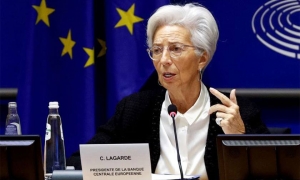 رئيسة البنك المركزي الأوروبي: خفض أسعار الفائدة ليس على جدول الأعمال