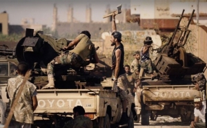 ليبيا : سيطرة الميليشيات على دائرة القرار السياسي  وتأثير ذلك على فرص التسوية