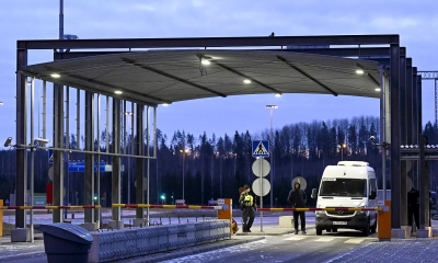 فنلندا تغلق كل معابرها الحدودية مع روسيا أمام المسافرين باستثناء واحدا
