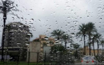 طقس اليوم الثلاثاء: سحب كثيفة مع أمطار متفرقة ورعدية