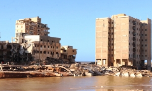 حكومة شرق ليبيا تنشئ صندوقا لإعادة إعمار مدينة درنة