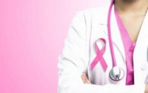توزر: فريق من الأطباء المختصين من معهد صالح عزيز يؤمنون عيادات في الامراض السرطانية يوم 22 سبتمبر