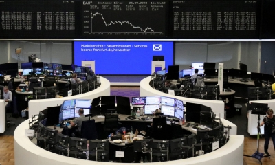الأسهم الأوروبية تتراجع لليوم الخامس مع هبوط أسهم قطاع العقارات