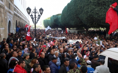 في يوم الغضب أمام قصر الحكومة: نقابة قوات الأمن الداخلي تهدّد بثورة أمنية ثانية والصيد يرفض التفاوض تحت الضغط