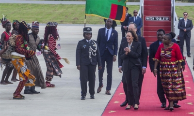 نائبة الرئيس الأمريكي تختتم زيارة ناجحة لزامبيا وتعلن عن دعم بـ16 مليون دولار