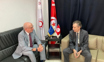 دعم الفئات الضعيفة في تونس محور اجتماع سفير الاتحاد الأوروبي مع رئيس منظمة الهلال الأحمر وممثلة المفوضية الأممية للاجئين
