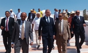 جربة: وزير السياحة يعاين سير الموسم السياحي ويتفقد عدد من مؤسسات التنشيط السياحي