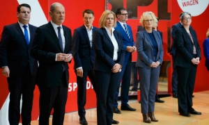 حكومة ألمانية جديدة ائتلافية ومنفتحة على المستقبل بقيادة أولاف شولتس: 8 رجال و8 نساء لإدارة شؤون 80 مليون ألماني