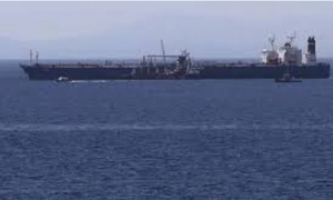 إعلام إيراني: ناقلة نفط تعبر مضيق هرمز رغم الحصار الأمريكي