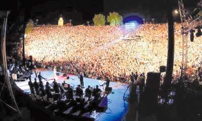المهرجانات الصيفية و"موضة النوستالجيا":  "النسخ الأنيق"... حين يُصفّق الجمهور للتكرار!